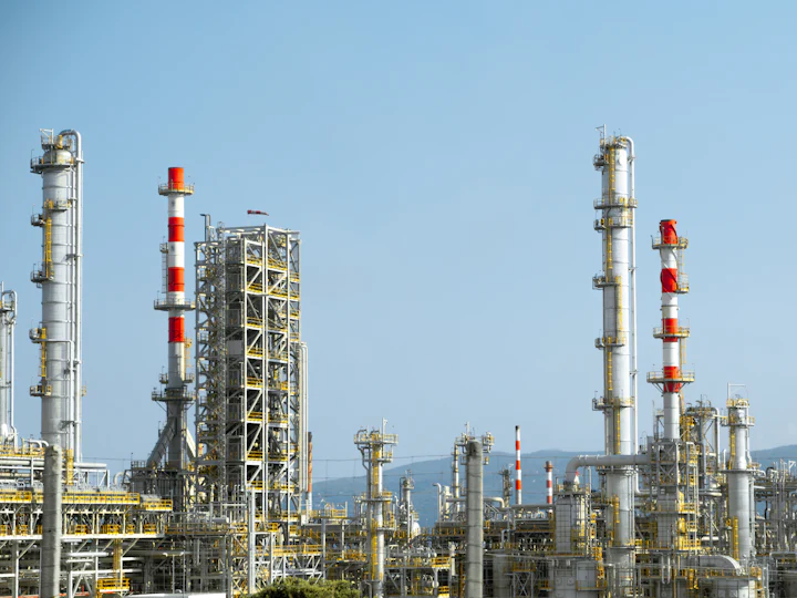Oil refinery towers and process pipework